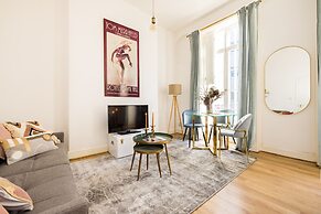 Mornington Crescent Apartments