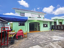 OYO Homes 91149 Desa Wisata NangelasariNearPasir Tulang