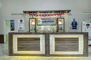 OYO Homes 90956 Desa Wisata Guranteng