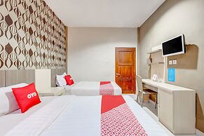 OYO Flagship Tembok Batu Residence