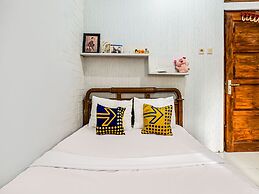 OYO Homes 91067 Desa Wisata Santanamekar