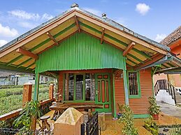 OYO Homes 91128 Desa Wisata Lebakmuncang Ciwidey Syariah