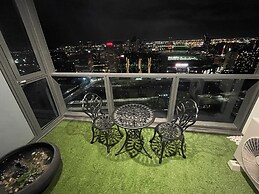Luxury 2B2B Well Furnished Spectacular View