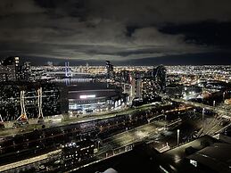 Luxury 2B2B Well Furnished Spectacular View
