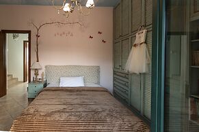 Luxury Villa Golden Crest with pool