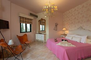 Luxury Villa Golden Crest with pool