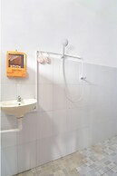 OYO 91246 Pulisan Ekowisata Homestay Near Wisata Pantai Desa Pulisan (