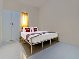 OYO 91955 Pondokan Cempaka