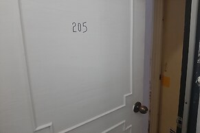 SPOT ON 90535 Cimanuk Pavilion