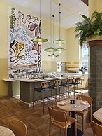 The Hoxton, Lloyd Amsterdam