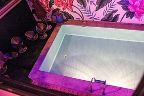 MAJOREL PEARL  Restaurant Piscine SPA