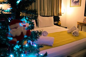 MAJOREL PEARL  Restaurant Piscine SPA