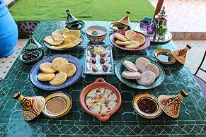 MAJOREL PEARL  Restaurant Piscine SPA