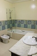 MAJOREL PEARL  Restaurant Piscine SPA