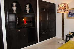 MAJOREL PEARL  Restaurant Piscine SPA