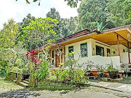 OYO Homes 91094 Desa Wisata Banyuatis