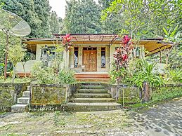 OYO Homes 91094 Desa Wisata Banyuatis