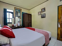 OYO Homes 91094 Desa Wisata Banyuatis