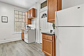 Cool 2BR Wrigleyville close to Fun City