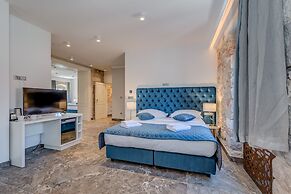 Palms Promenade Luxury Rooms