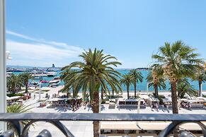 Palms Promenade Luxury Rooms