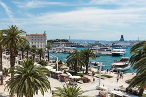 Palms Promenade Luxury Rooms