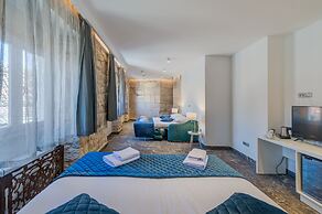 Palms Promenade Luxury Rooms