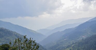 Chail Cabana by Dumnu Homes