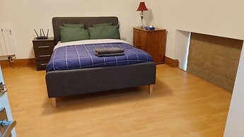 Fully Detached Cottage House Loddington Kettering