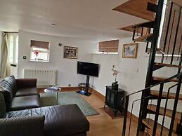 Fully Detached Cottage House Loddington Kettering