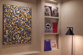 Borghese Contemporary Hotel