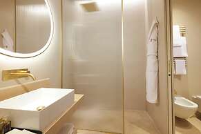 Borghese Contemporary Hotel