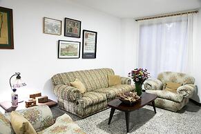 50N15 B&B