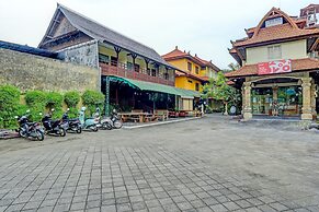 Collection O 91081 New Arena Hotel