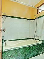 Collection O 91081 New Arena Hotel