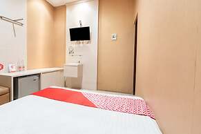 Super OYO Flagship 91863 Metro House