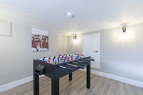 Elliot Oliver - Stunning 6 Bedroom Regency House With Parking