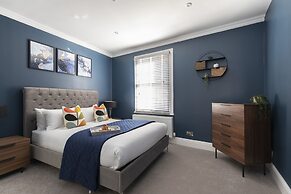 Elliot Oliver - Stunning 6 Bedroom Regency House With Parking