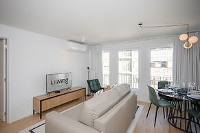 Liiiving-Modern & Glam Rooftop Apartment
