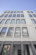 Liiiving-Modern & Glam Rooftop Apartment