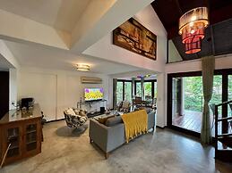 Great House in top Condo and Divine Nature