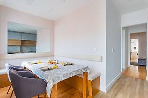 2BR Chic&Bright com 120m2 em Campo de Ourique