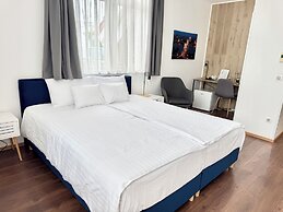 Rooftop City Residence