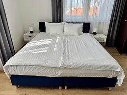 Rooftop City Residence