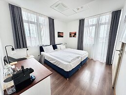 Rooftop City Residence