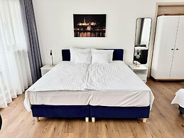 Rooftop City Residence