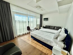 Rooftop City Residence