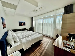 Rooftop City Residence