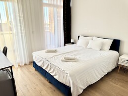 Rooftop City Residence