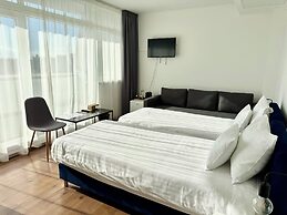 Rooftop City Residence